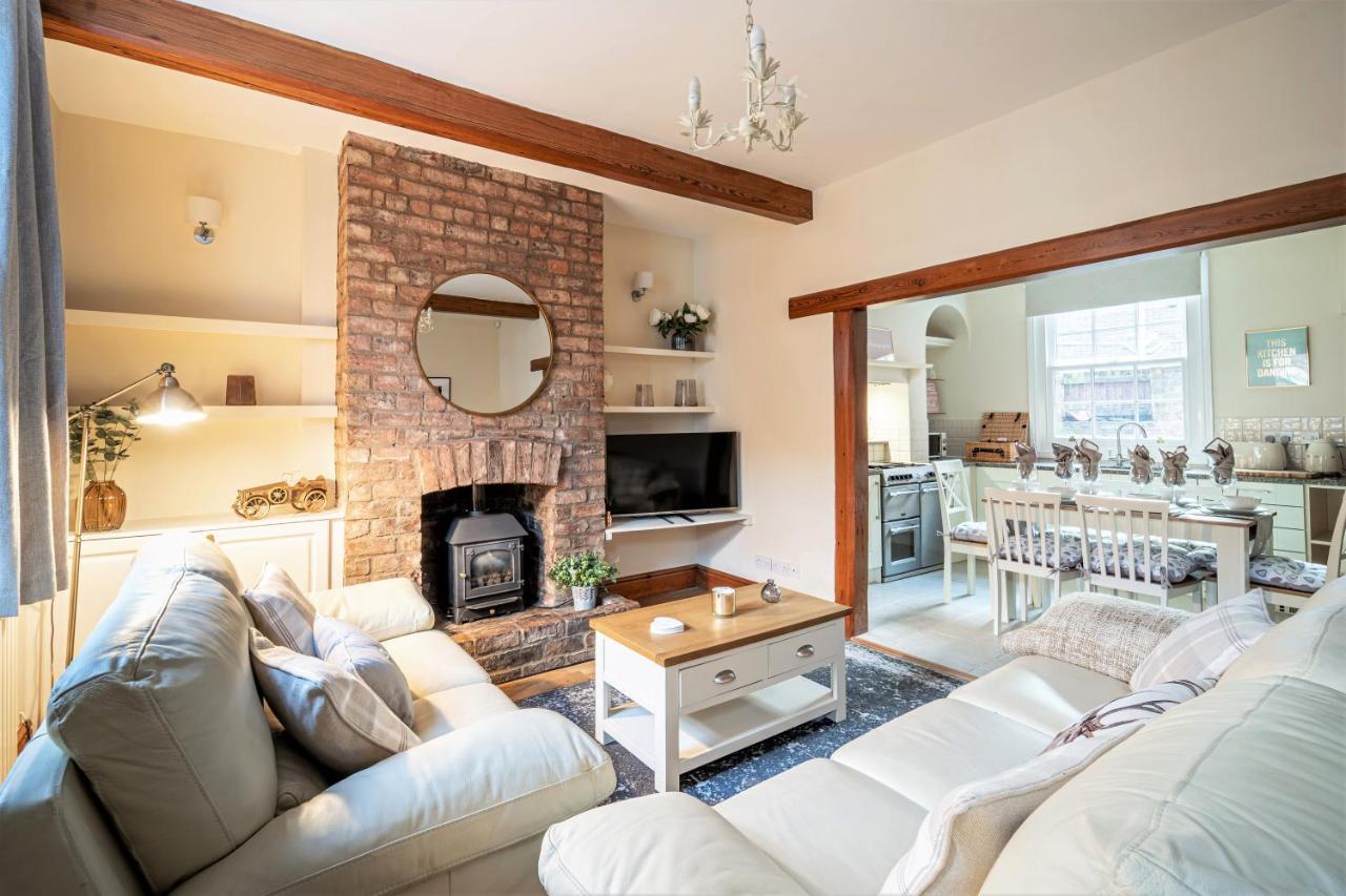 The Cottage In Chester, Sleeps 6 With Free Parking Exterior foto